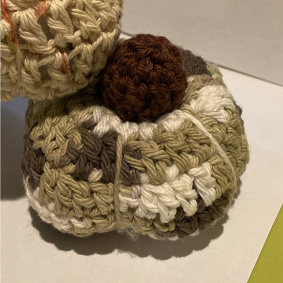 Sale! Crocheted set of three pumpkins, fall colors - Picture 4 of 7